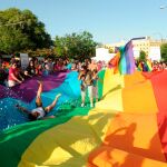 La bandera del arcoíris, durante la fiesta del Orgullo en Madrid