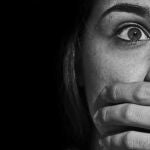 Cada día, tres mujeres sufren una violación en España