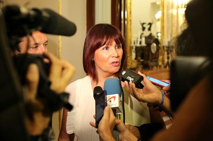 La presidenta del PSOE, Micaela Navarro