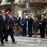 El presidente de la Generalitat, Artur Mas, encabeza la ofrenda floral al monumento de Rafael Casanova