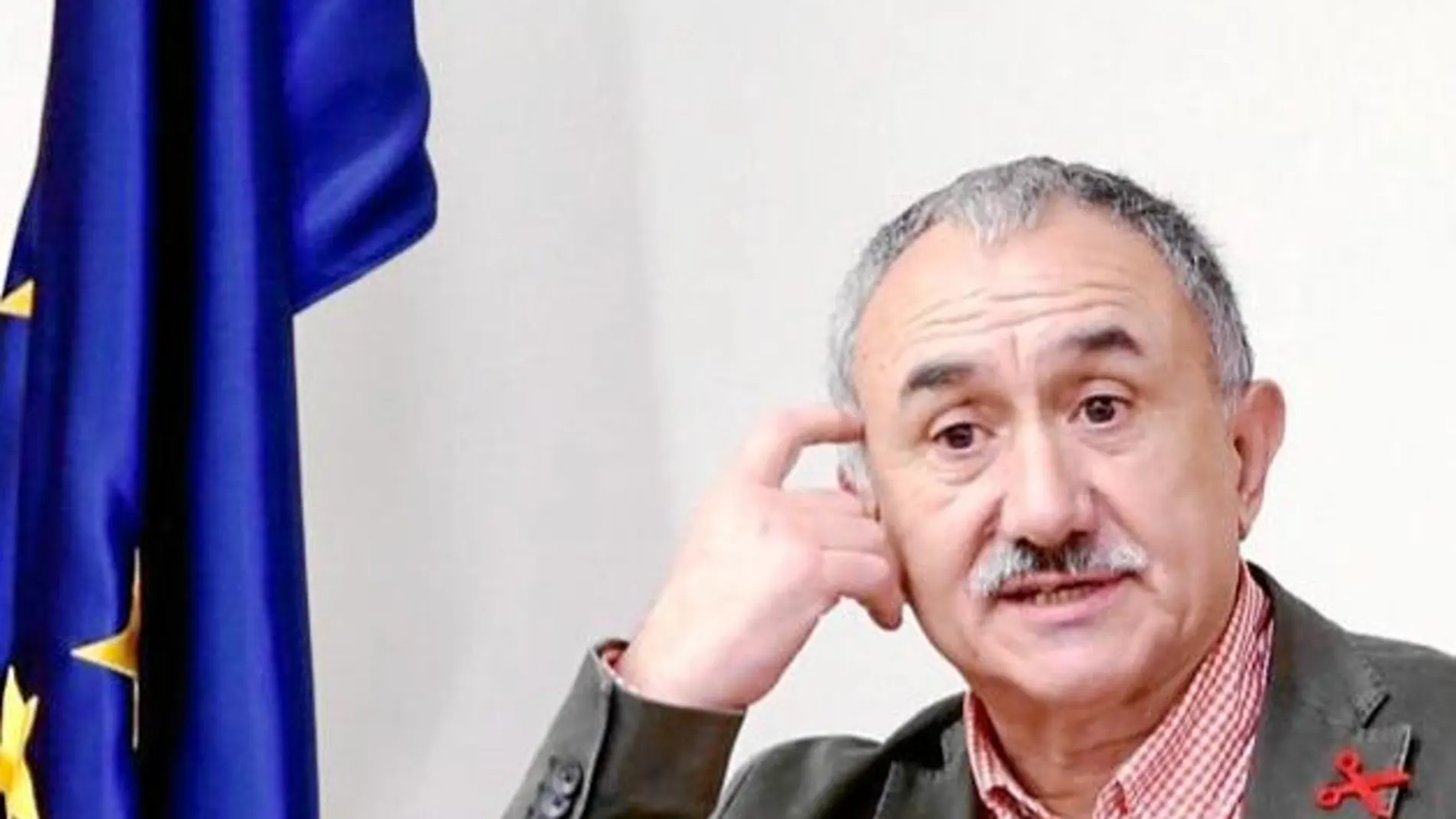 El secretario general de UGT, Pepe Álvarez, ayer, en el Congreso