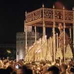 Imagen de un palio que recorre las calles de Sevilla, Foto: Canal Historia