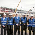 El president de la Generalitat visitó las obras del centro logístico