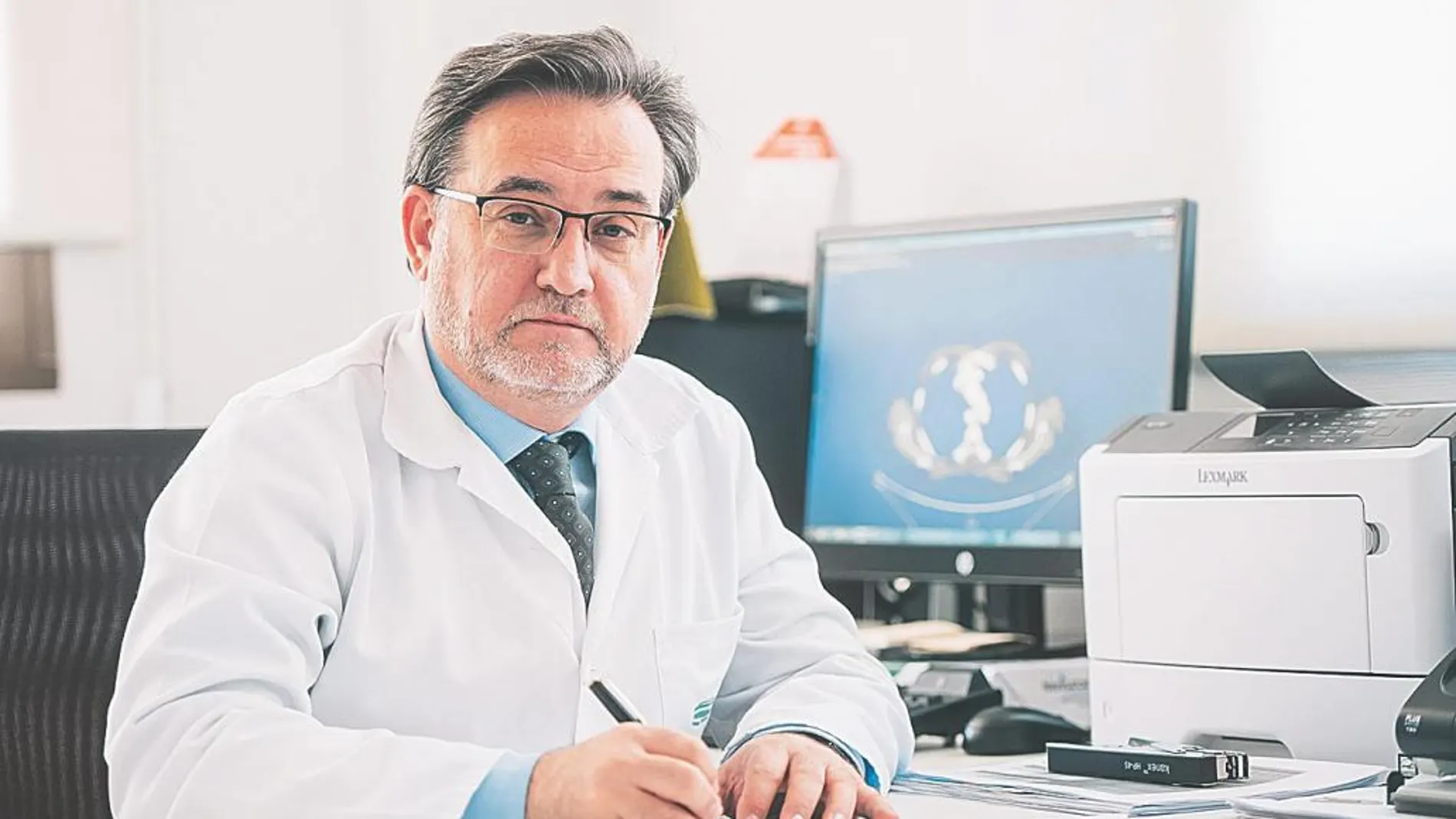 Juan Carlos Peñalver/ Jefe del Servicio de Cirugía Torácica de la Fundación IVO (Instituto Valenciano de Oncología)