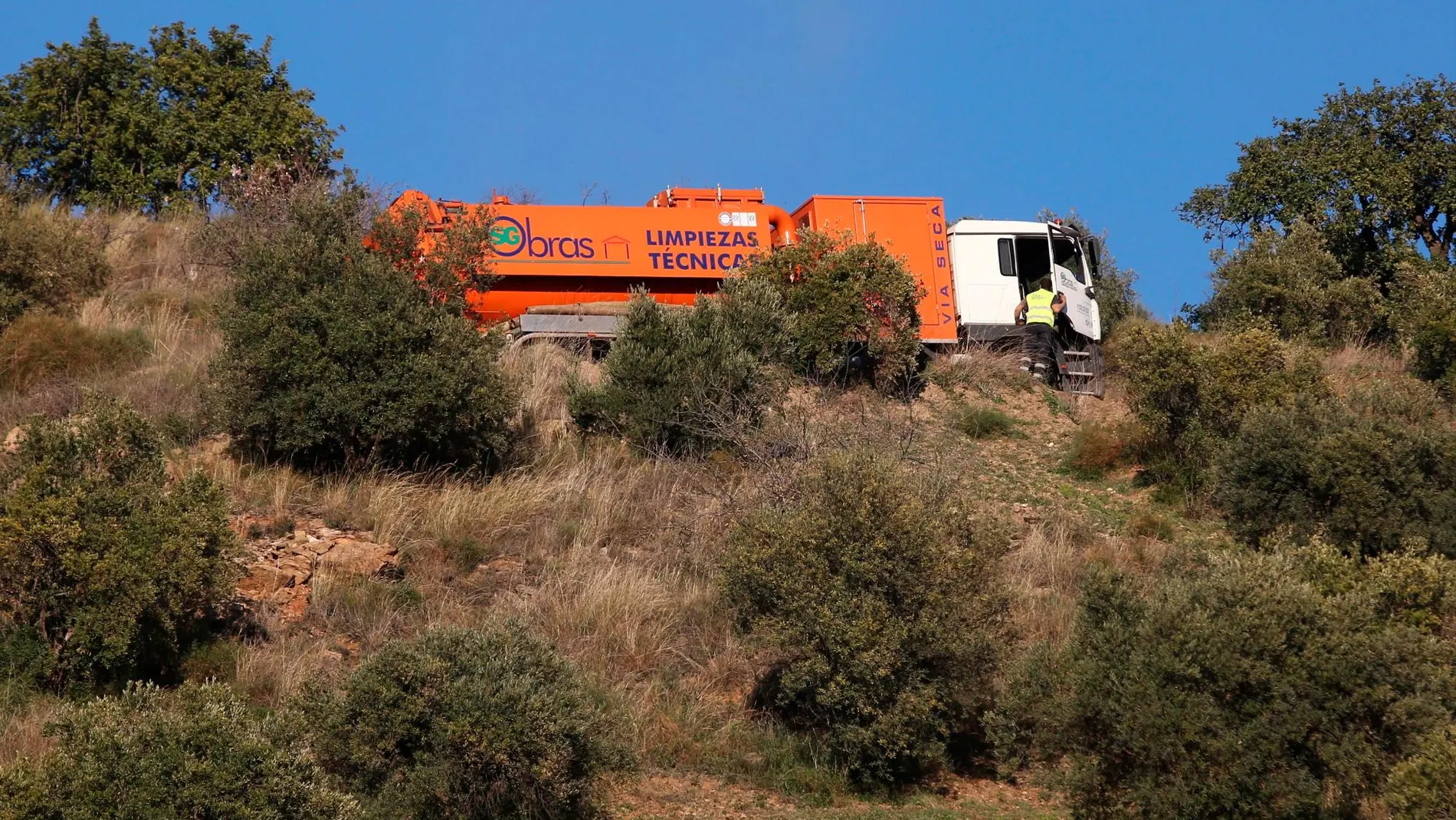 Imagen de uno de los camiones movilizados para el rescate de Julen