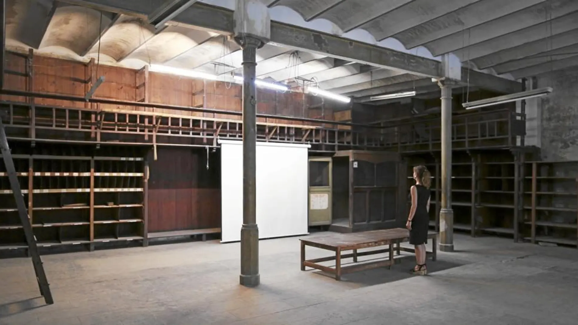 Una imagen de la que es nueva sede de la Fundación Foto Colectania antes de su renovación