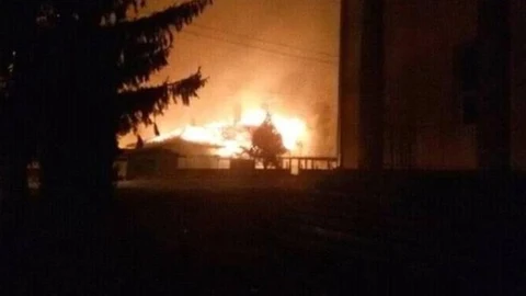 El tren con 26 cisternas, tres de ellas con gas propano-butano y 20 con propileno, se salió de los carriles cuando pasaba por Hitrino.