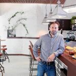 Álvaro Gutiérrez cambió la economía por la gastronomía después de formarse en míticos como el Echaurren de Ezcaray o La Bomba Bistrot de Madrid