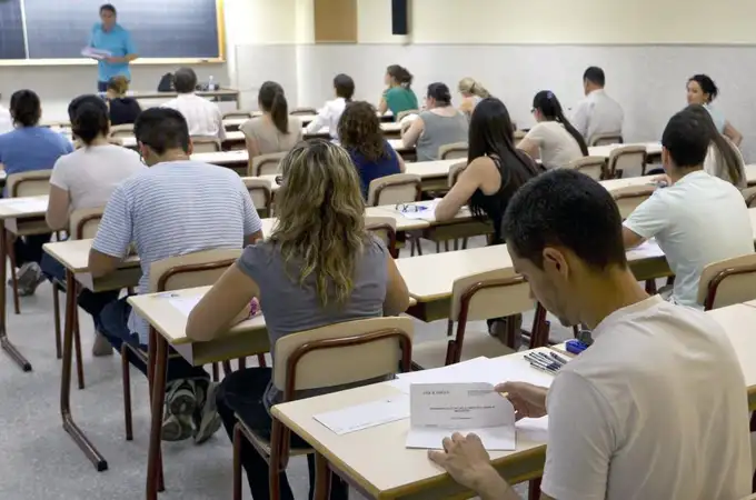 Educación busca sacar 1.300 nuevas plazas de profesor de Secundaria en la Región de Murcia en 2025