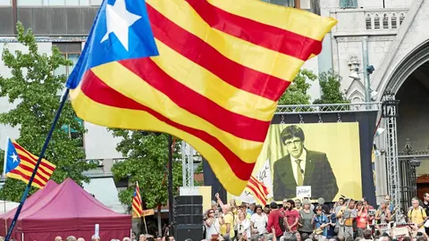 Celebración en Tarrasa del 50 cumpleaños del ex consejero encarcelado Josep Rull