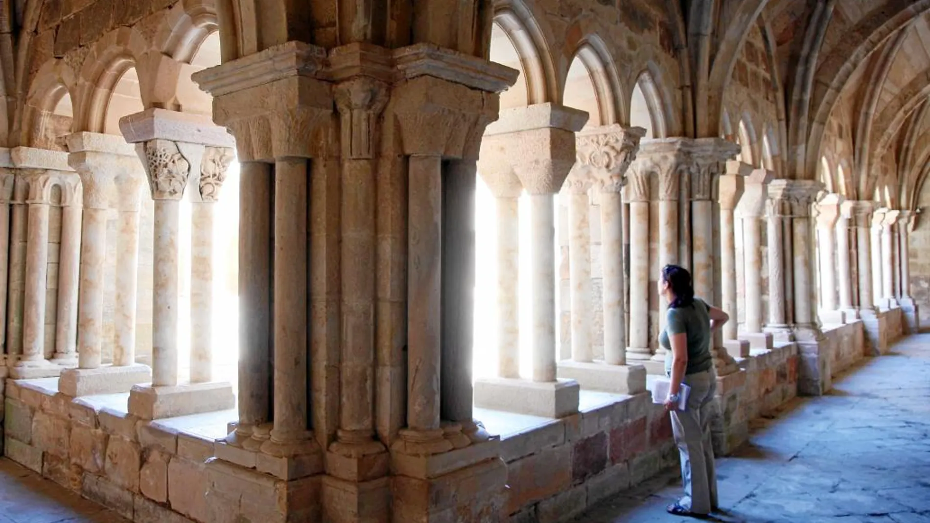 Claustro del monasterio de Santa María la Real en la localidad palentina de Aguilar de Campoo