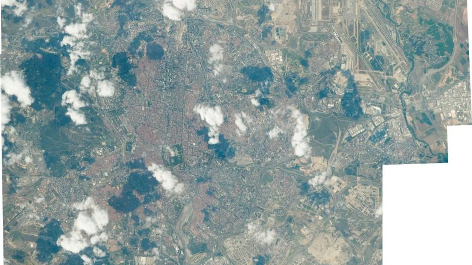 Madrid, fotografiada el pasado mes de abril desde la Estación Espacial Internacional