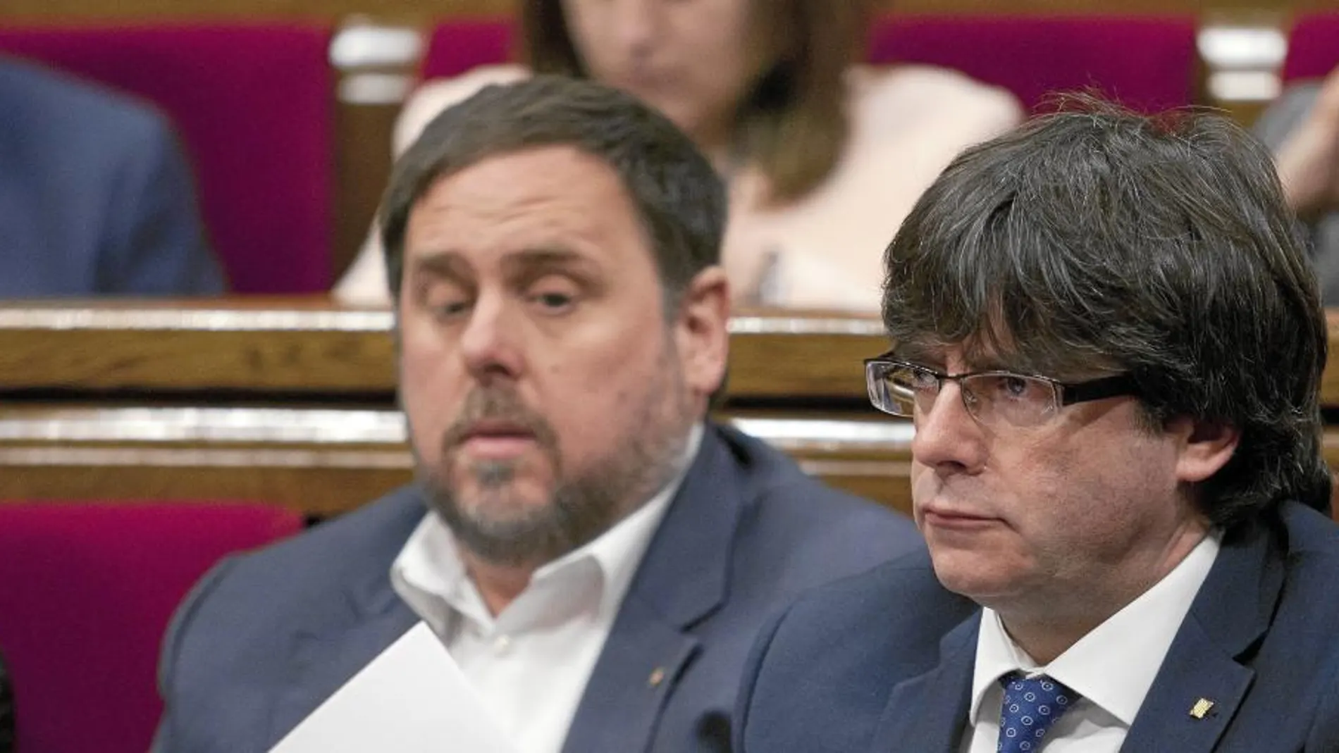 Junqueras y Puigdemont buscan soluciones para evitar entrar en la antesala de la quiebra