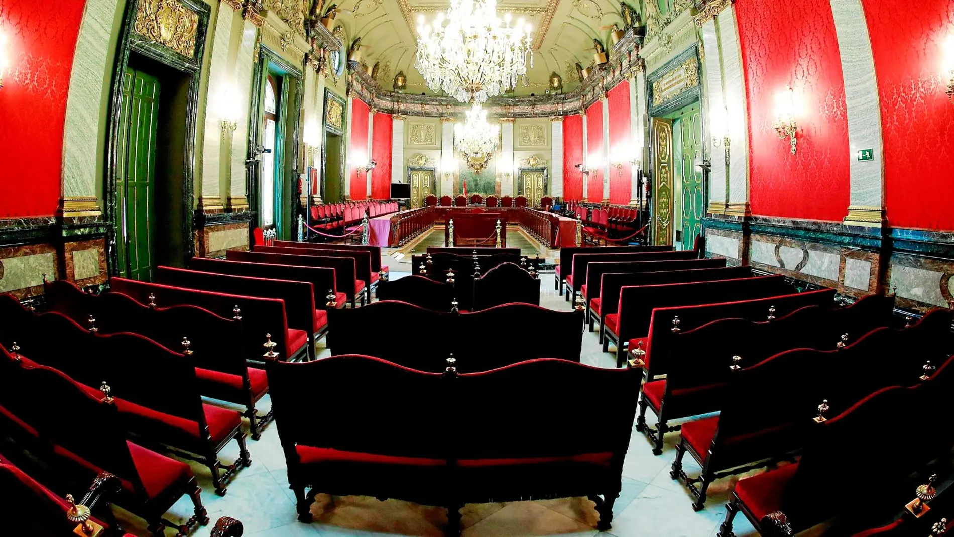 Imagen de la sala del Tribunal Supremo en la que se celebrará el juicio a los líderes del procés que arranca el martes y que se prevé se prolongue hasta finales de abril / Efe