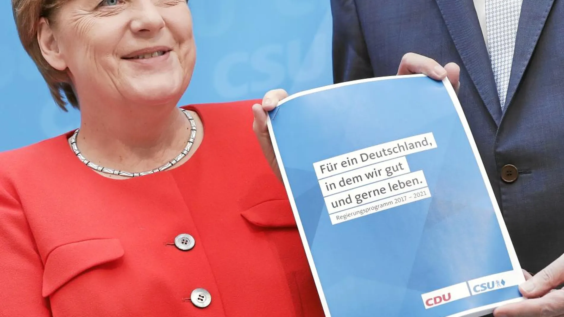 Merkel, ayer, durante la presentación de su programa electoral en Berlín