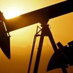 El barril de crudo de la OPEP se aprecia un 1,28 % hasta 59,15 dólares