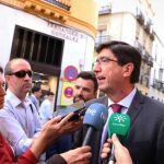 Juan Marín, en la Semana Santa de Sevilla /Foto: La Razón