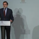 El presidente del Gobierno, Mariano Rajoy en una rueda de prensa en el Palacio de la Moncloa