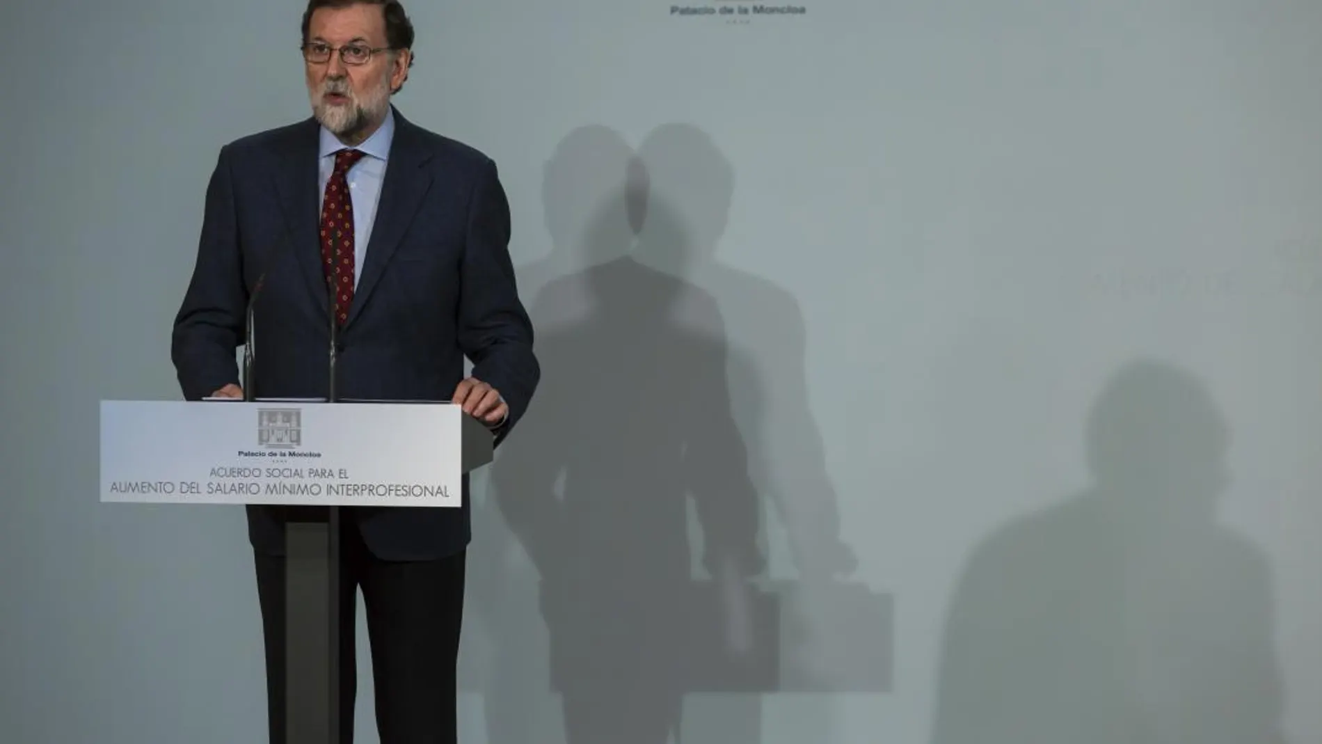 El presidente del Gobierno, Mariano Rajoy en una rueda de prensa en el Palacio de la Moncloa