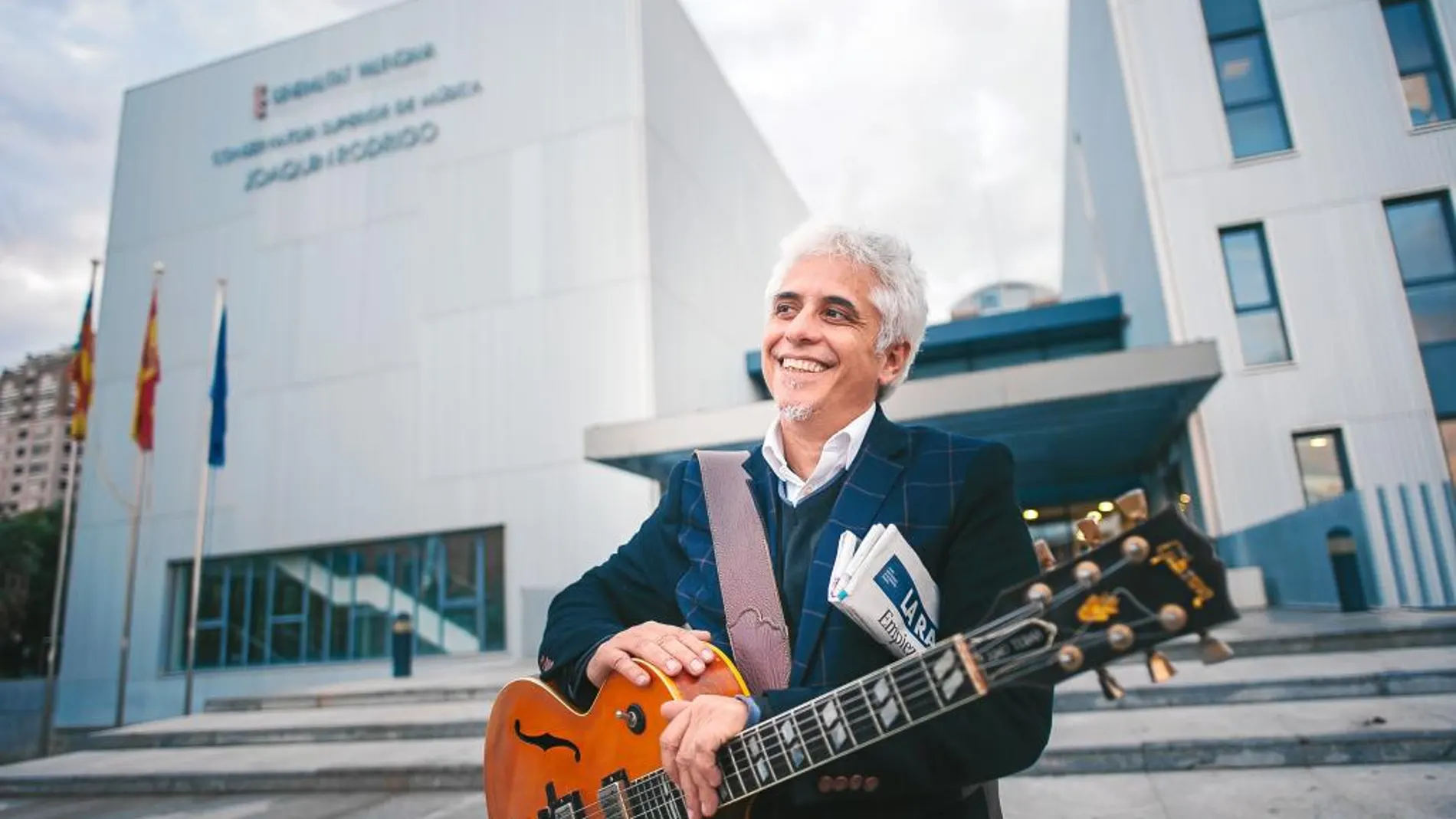 Ximo Tébar, guitarrista de jazz y profesor