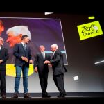 Raymond Poulidor, junto a Merckx, Anquetil e Indurain en la presentación del Tour de 2019