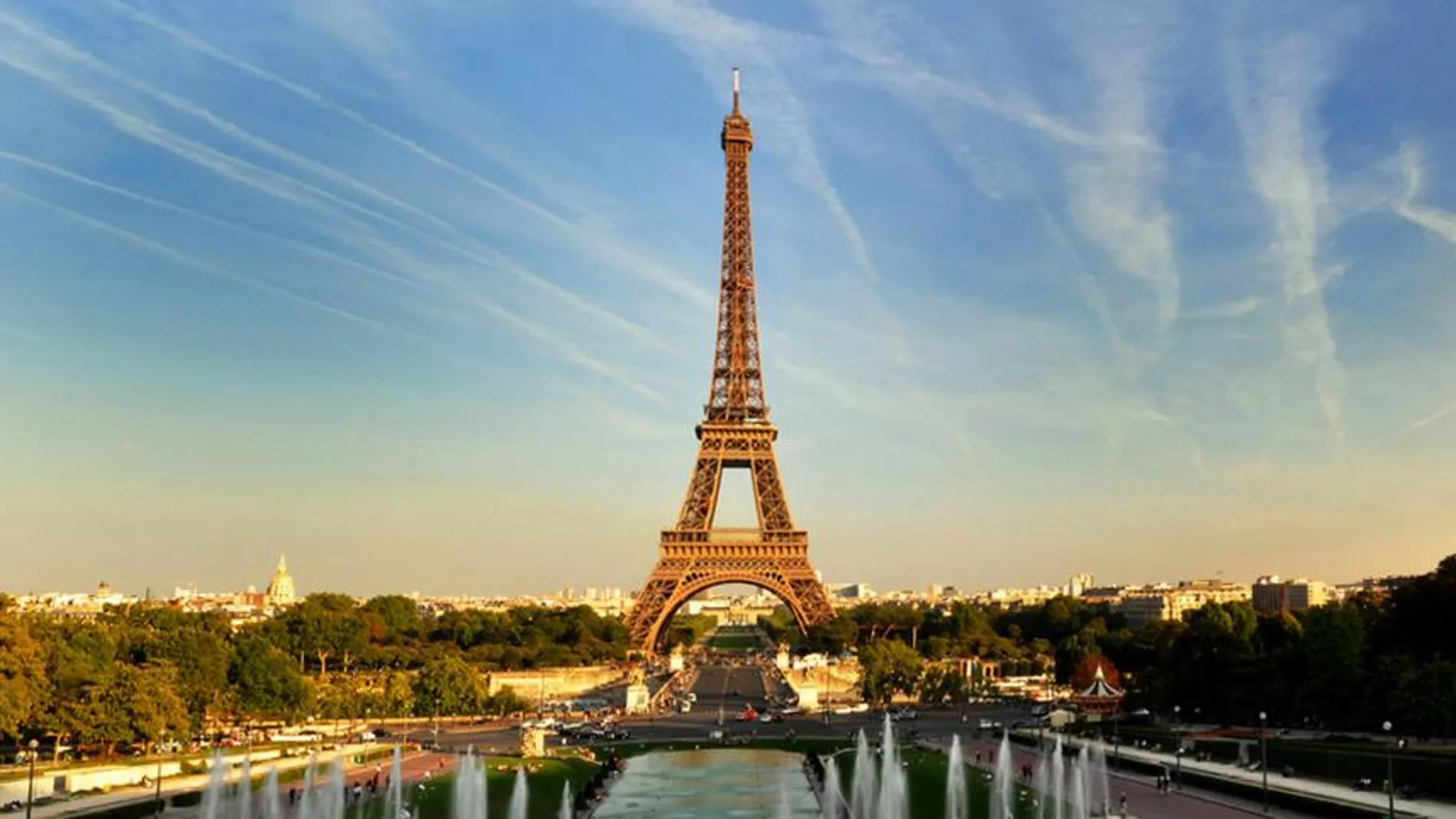 París es el destino europeo con mayor bajada de precio en septiembre con un descenso del 33% respecto a julio y agosto