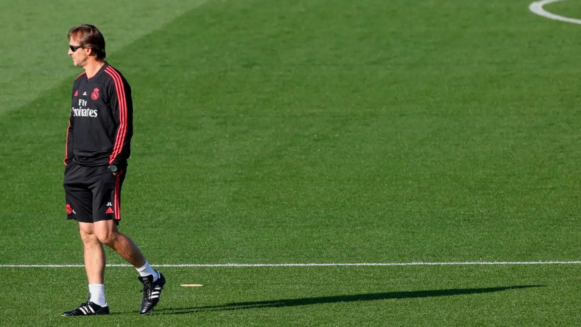 Lopetegui durante el entrenamiento/Foto: Rubén Mondelos