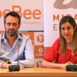 La Alcaldesa de Miranda de Ebro, Aitana Hernando y Javier Cámara, CEO de beBee