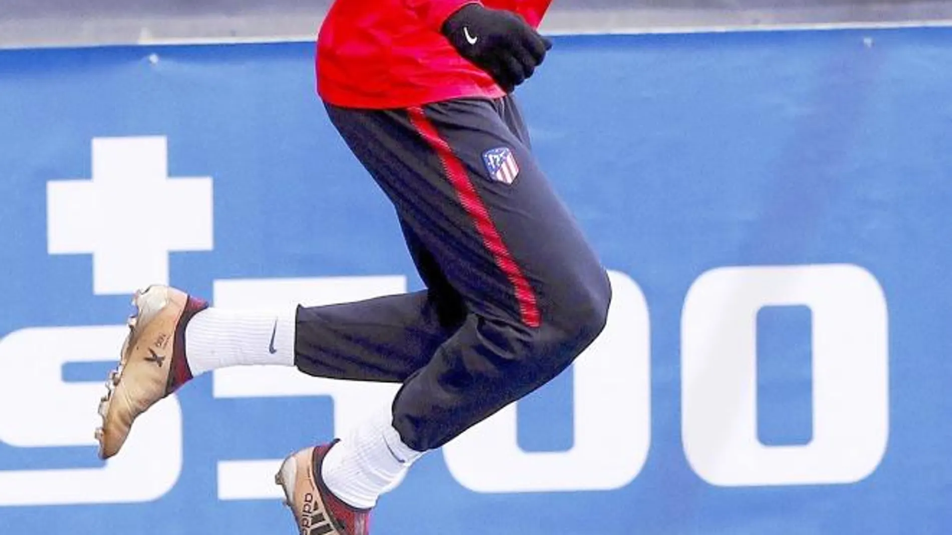 Diego Costa, durante el entrenamiento de ayer con el Atlético