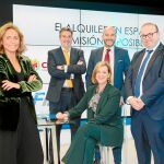 De izquierda a derecha, Luisa Ortega (Gilmar), Antonio Carroza (Alquiler Seguro), Isabel Bajo (CAF Madrid), Ramón Cubián (Ayuntamiento Alcobendas) y Sergio Cardona (FIM Ibérica) Ramón Cubián y Sergio Cardona