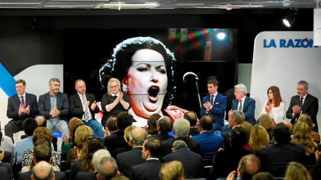 Un momento del homenaje tributado a la diva catalana / LA RAZÓN