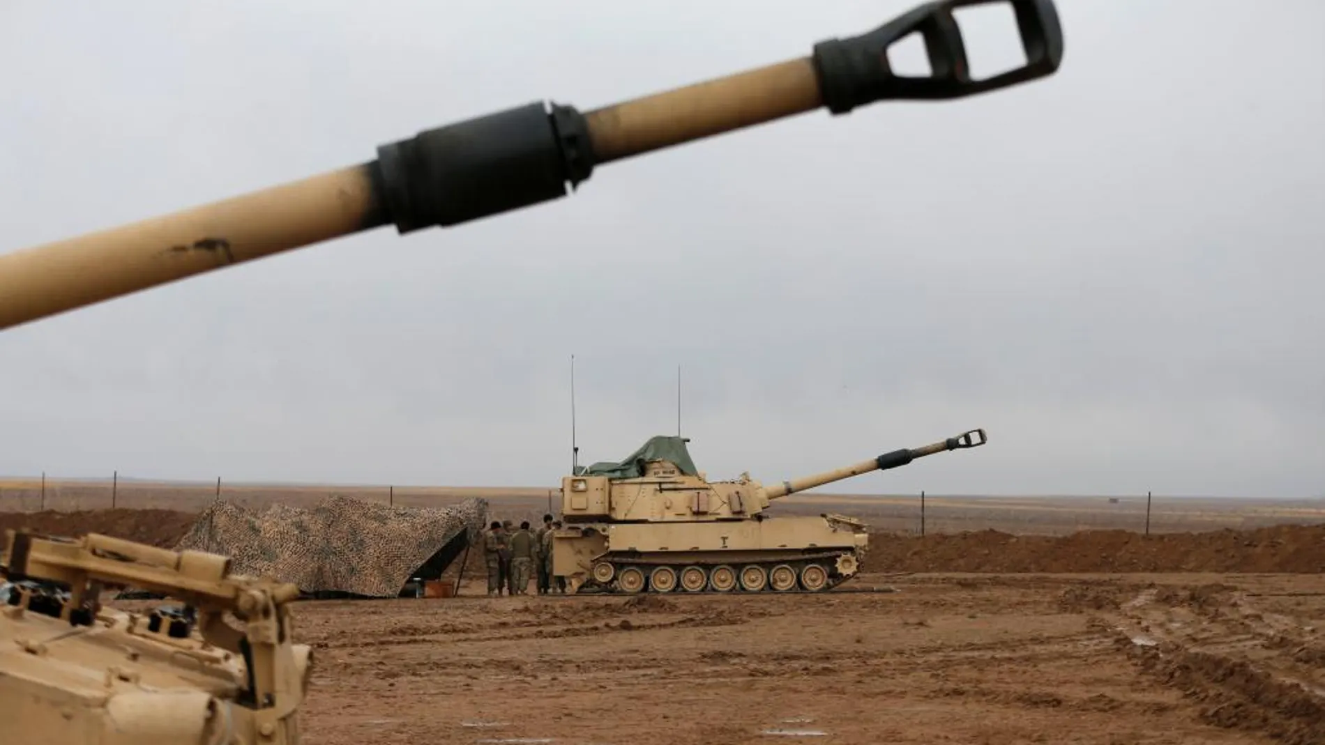 Fuerzas estadounidenses permanecen cerca de Mosul, en apoyo a la ofensiva iraquí.
