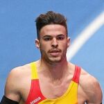 Óscar Husillos durante una carrera