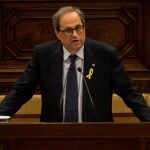 El candidato de JxCat a ser investido presidente de la Generalitat, Quim Torra, durante su discurso en la primera sesión del debate de investidura en el Parlament. EFE/Quique García