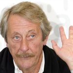El actor francés Jean Rochefort en el Festival Internacional de Cine de Venecia 2002.