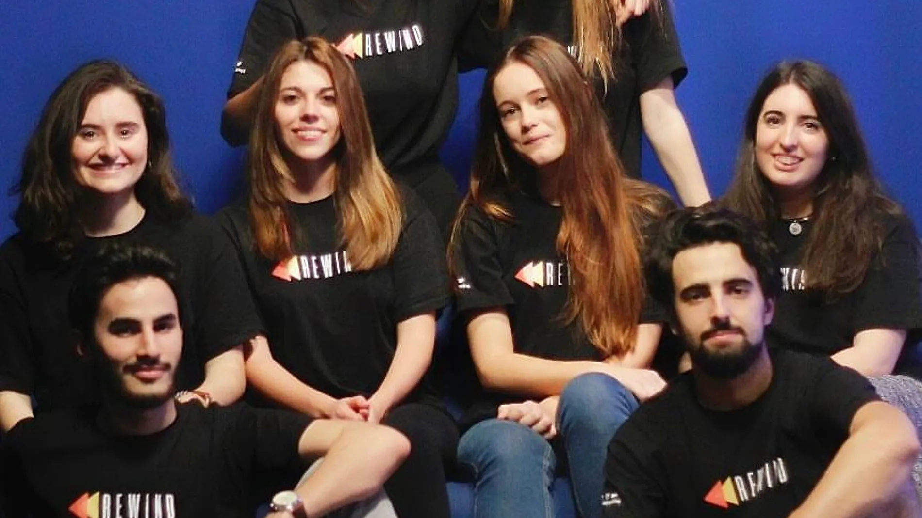 Ocho estudiantes contra el odio en internet