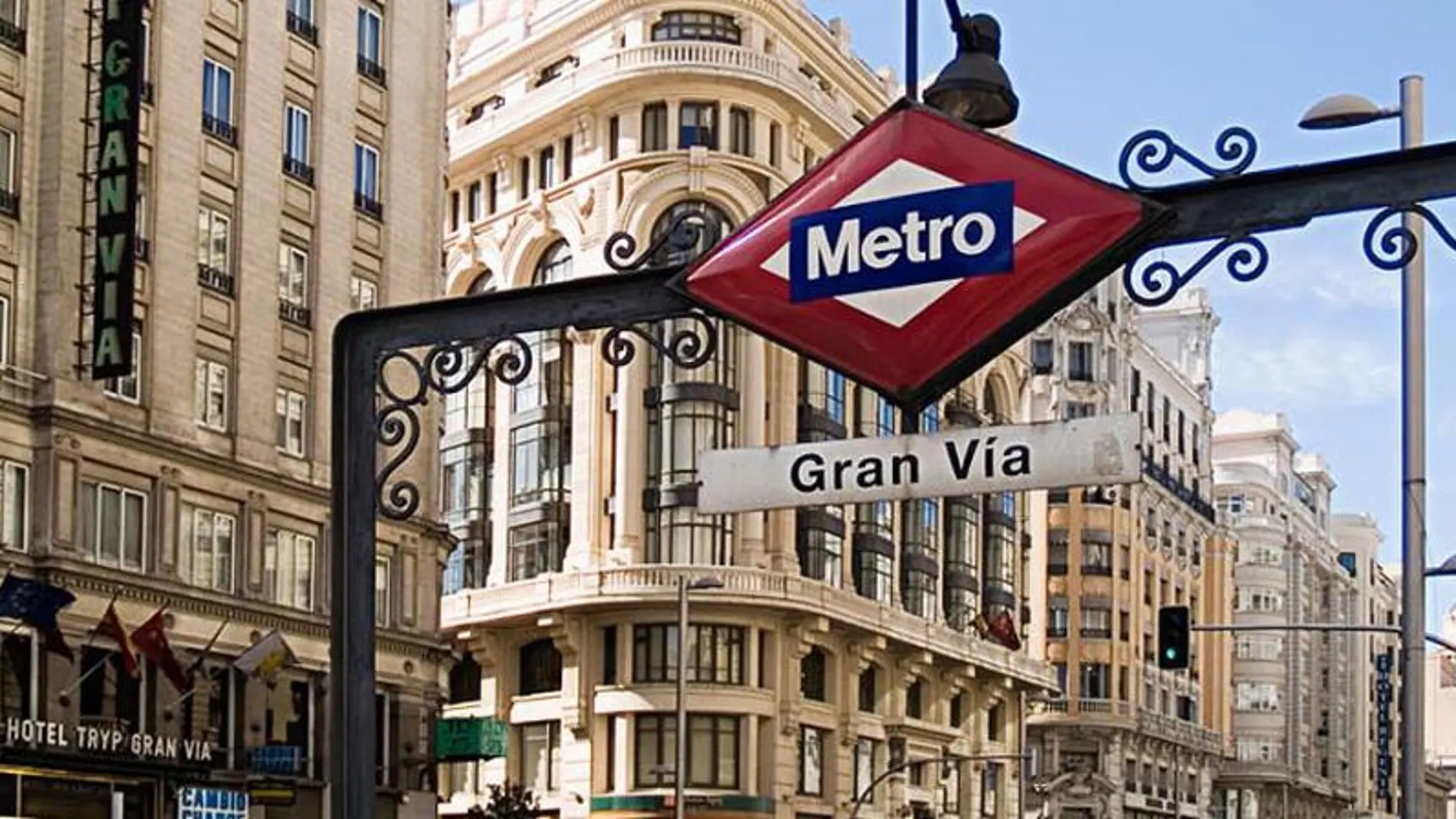Los comercios de la zona denunciaron que las obras del Metro con las que se conectará el vestíbulo de Gran Vía con el de Puerta del Sol (y de esta manera con la estación de Cercanías) ocuparían 2.260 metros cuadrados de su calle.