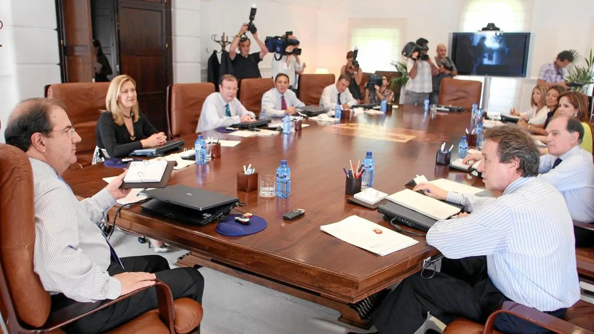 Reunión semanal del Consejo de Gobierno que preside Juan Vicente Herrera.