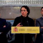 La ministra de Trabajo, Migraciones y Seguridad Social, Magdalena Valerio, durante la rueda de prensa que ha ofrecido hoy con los responsables de las organizaciones de autónomos