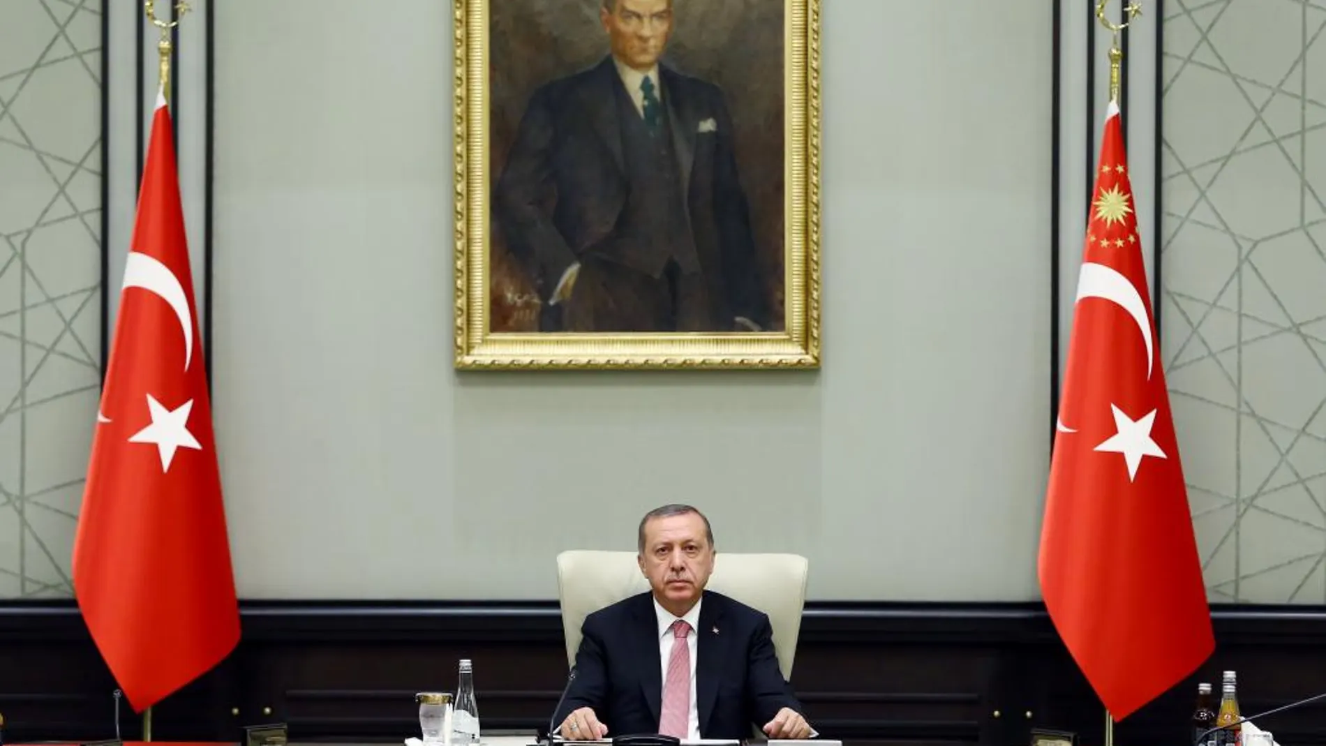 El presidente turco, Recep Tayyip Erdogan, en el palacio presidencial
