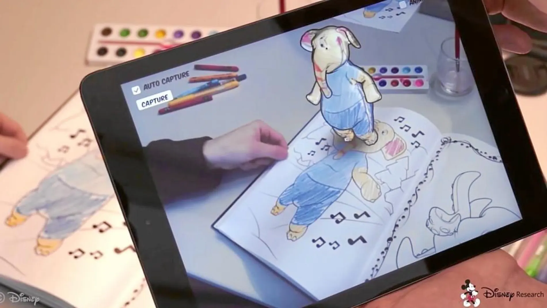 La industria del entretenimiento desarrolla una app que combina la realidad aumentada con los libros para colorear