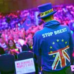24 horas para salvar el Brexit: May afronta una derrota casi segura