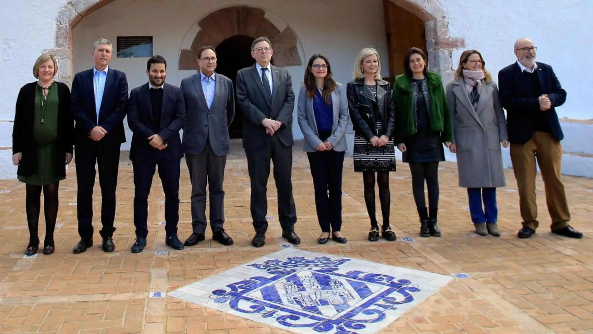 El pleno del Consell decidió en la sesión plenaria del pasado viernes, celebrada en Castellón, que las mujeres del Gobierno valenciano harían acciones simbólicas y no asistirían a reuniones