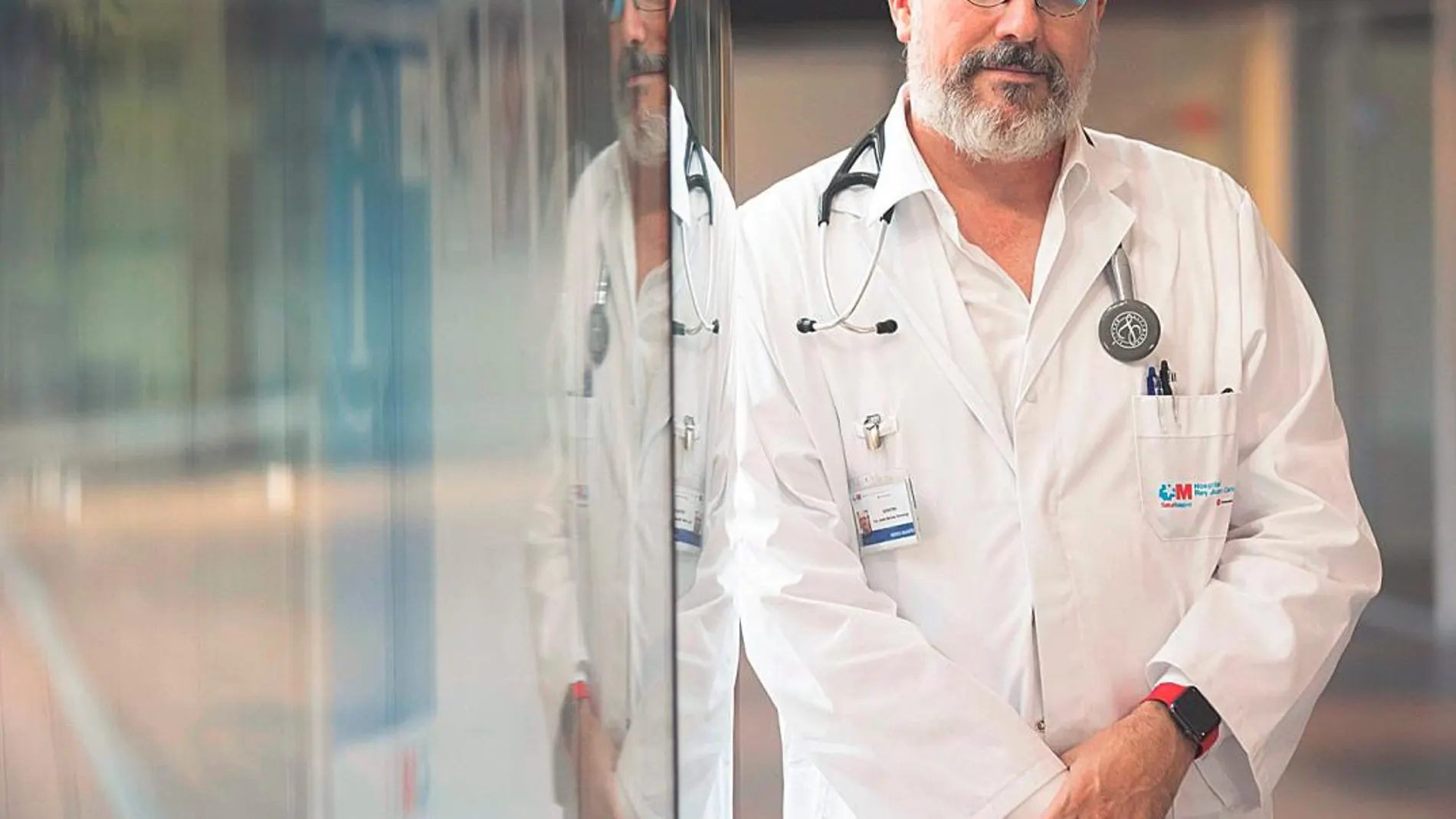 Dr. Javier Martínez Peromingo, geriatra del Hospital Universitario Rey Juan Carlos de Madrid / Foto: Luis Díaz
