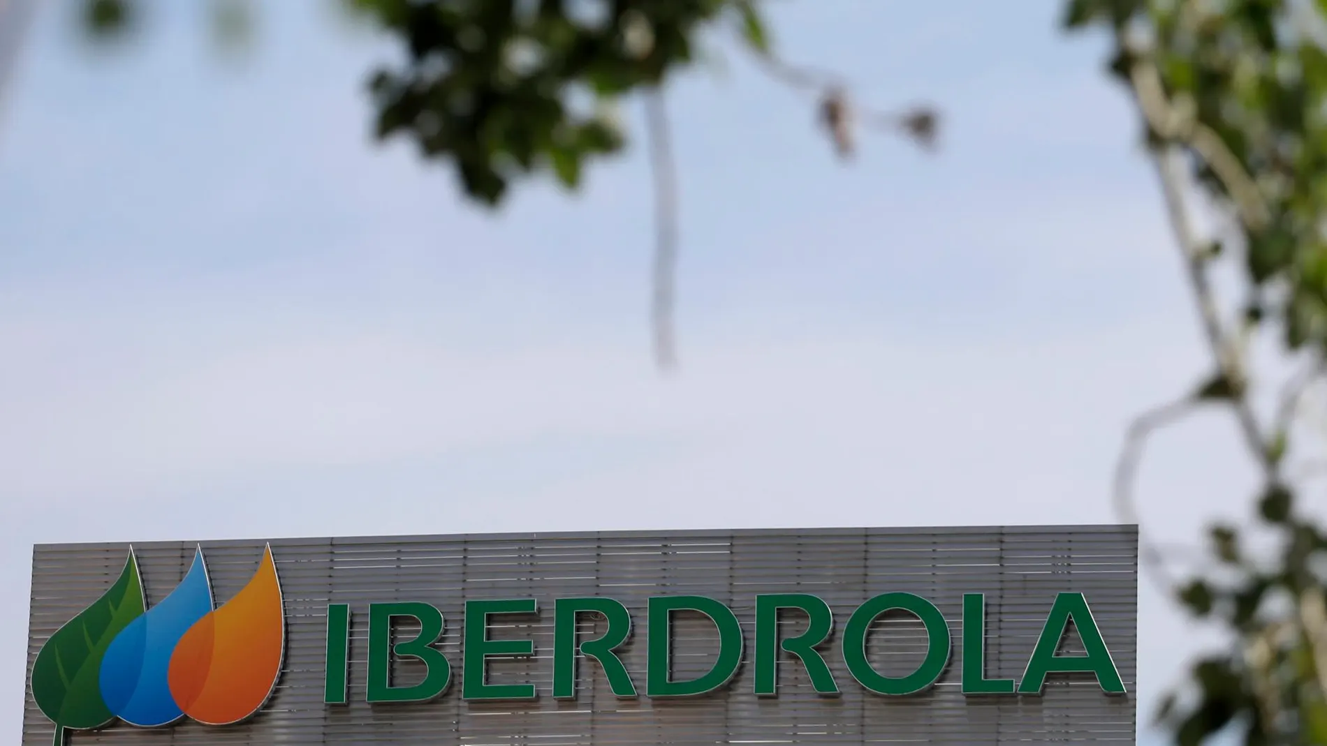 Iberdrola obtuvo un beneficio neto récord de 3.014,1 millones de euros en 2018/Reuters