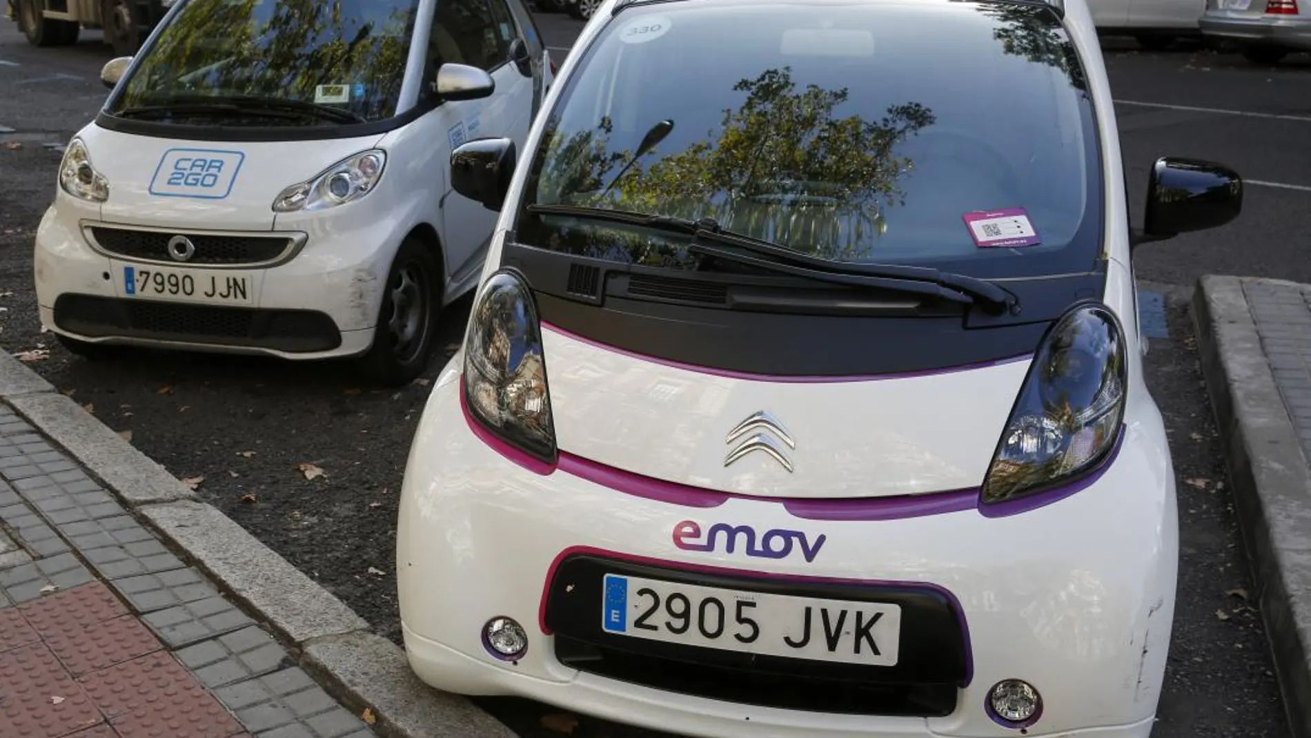 La empresa de vehículos eléctricos compartidos Emov cuenta con más de 600 coches en Madrid