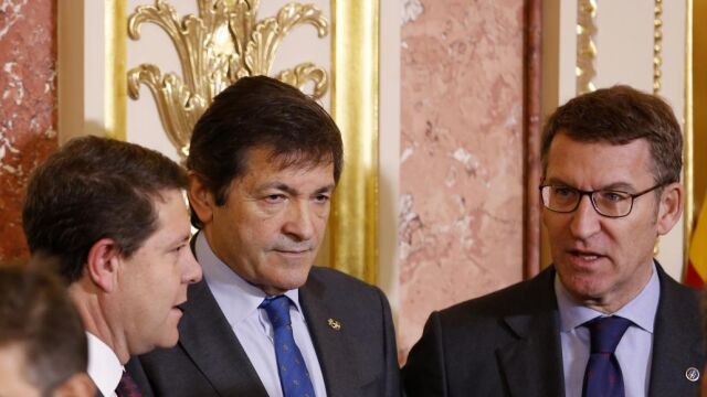 Javier Fernández con Emiliano Garcia Page y Alberto Núñez Feijóo
