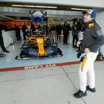 Fernando Alonso, ayer en el «pit lane» del circuito de las Américas de Austin, Texas/Foto: Ap