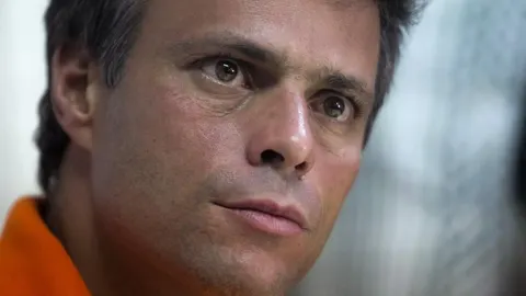 Fotografía de archvivo (Caracas, 12/02/2014), del opositor venezolano Leopoldo López