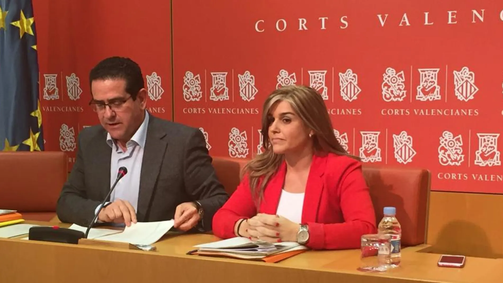 Los diputados Eva Ortiz y Jorge Bellver explicaron que el TSJ ha considerado injustificada la subvención directa a Carns de Morella